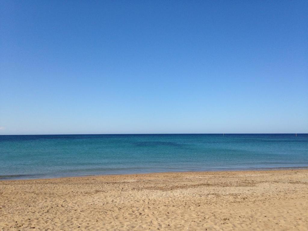 Primera Linea De Playa Julio Y Agosto Min 7 Dias De Lunes A Lunes Denia Exterior photo